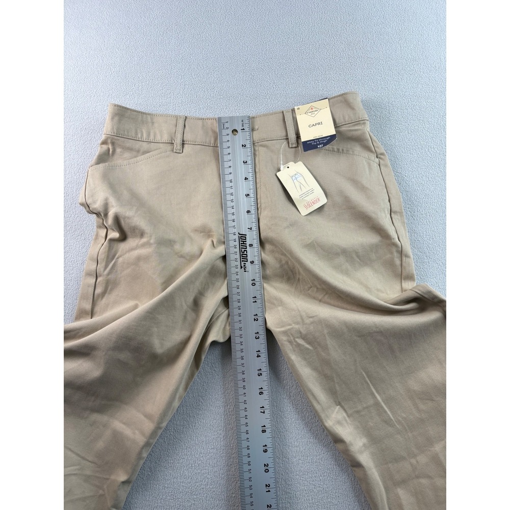 NWT St John's Bay Capri Pants Womens Size 10 Khaki Easy Stretch Cropped Casual - Picture 4 of 9